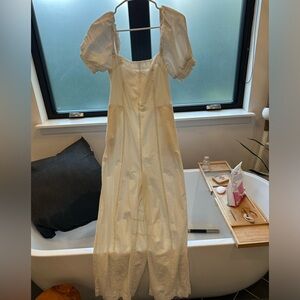 Medium FREE PEOPLE cream puff sleeve jumper/romper linen like